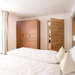 In With Sauna 度假居 *